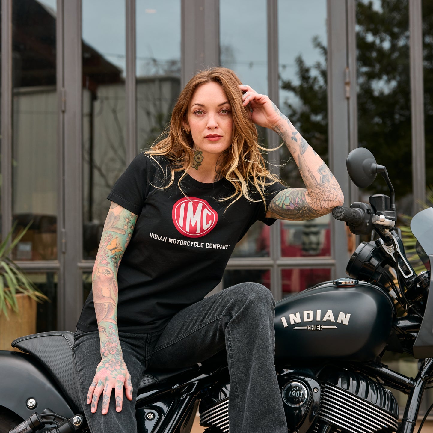 Women's IMC Circle Icon T-Shirt, Black