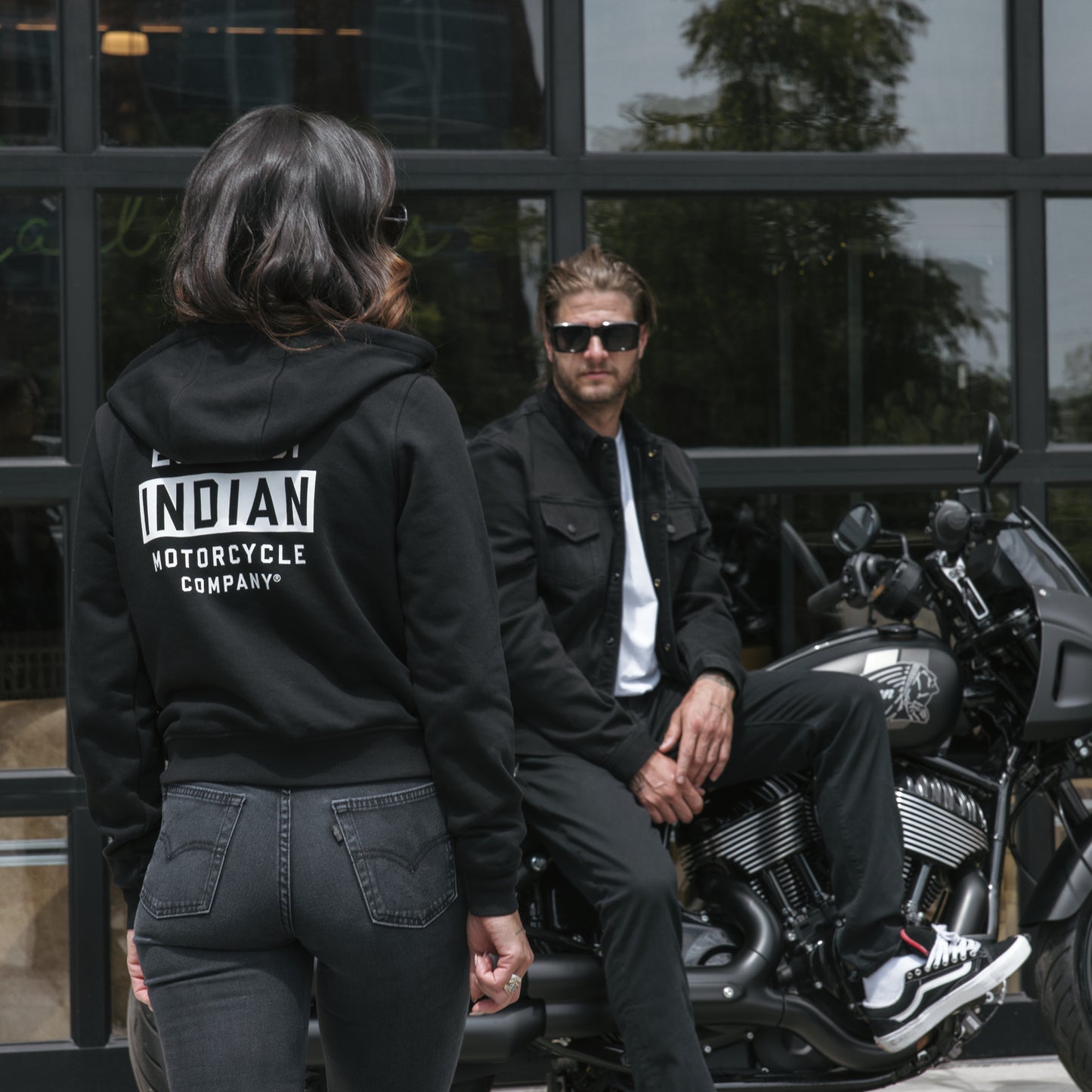 Women's Est 1901 Indian Motorcycle Cropped Hoodie, Black