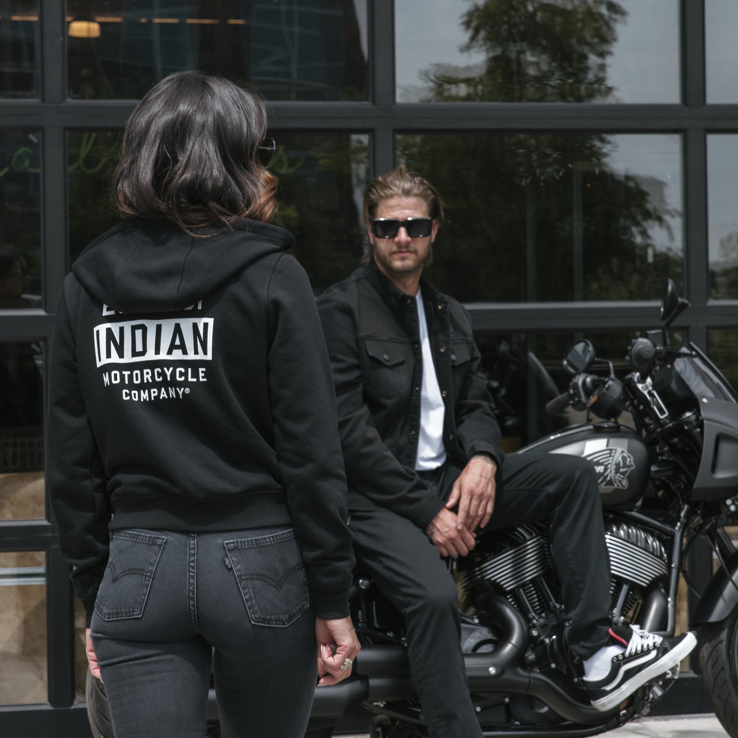 Women's Est 1901 Indian Motorcycle Cropped Hoodie, Black